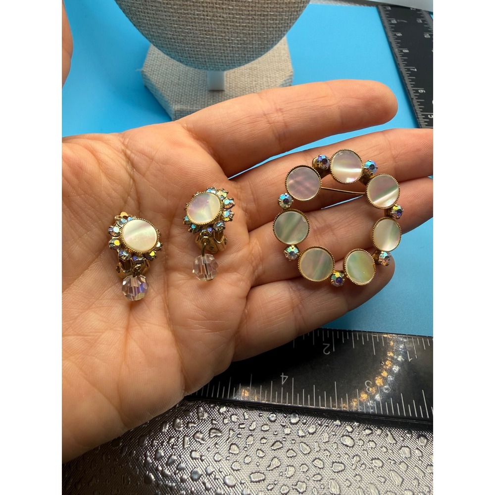 Vintage Mother of Pearl AB‎ Rhinestone Brooch and Clip On Earrings Jewelry Set